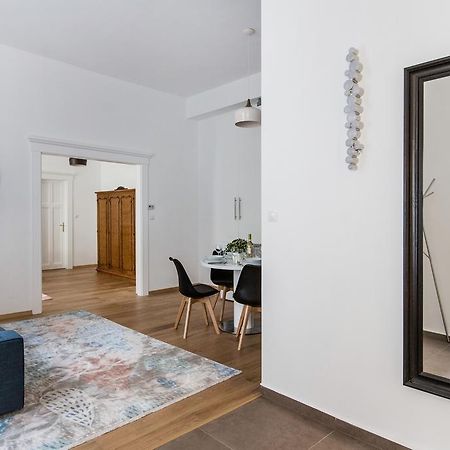 בודפשט Basilica Dream Home In The Absolute Center מראה חיצוני תמונה
